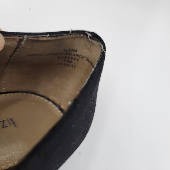 Womans Liz Claiborne Black Fabric Flats Leather Bottoms Gold accent buckle Sz 7 - Picture 11 of 12